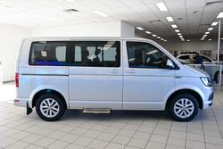 2017 Volkswagen
                Multivan TDI340 Comfortline