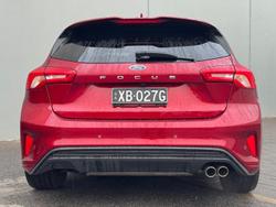 2020 Ford
                Focus ST-Line