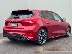2020 Ford
                Focus ST-Line
