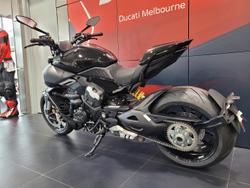 2025 Ducati Diavel V4 Diavel Black