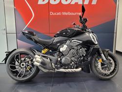 Ducati Diavel V4