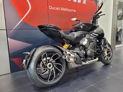 2025 Ducati Diavel V4 Diavel Black
