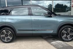 2025 Jaecoo J7 SHS Summit