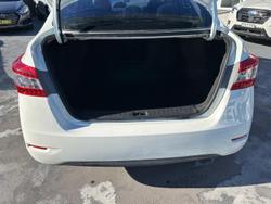 2015 Nissan
                Pulsar ST-L
