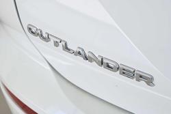 2024 Mitsubishi
Outlander LS