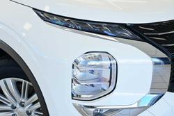 2024 Mitsubishi
Outlander LS