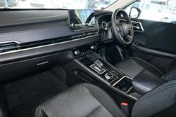 2024 Mitsubishi
Outlander LS