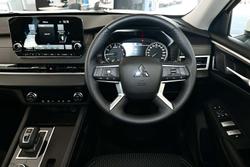 2024 Mitsubishi
Outlander LS