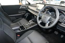 2024 Mitsubishi
Outlander LS