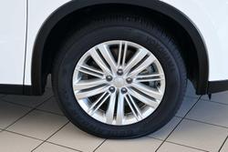 2024 Mitsubishi
Outlander LS