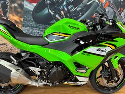 2025 Kawasaki NINJA 500 SE (LAMS) KRT GREEN