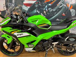 2025 Kawasaki NINJA 500 SE (LAMS) KRT GREEN