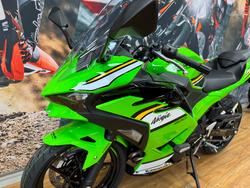 2025 Kawasaki NINJA 500 SE (LAMS) KRT GREEN