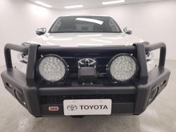 2023 Toyota Hilux SR5 GUN126R 4X4 Dual Range Glacier White