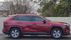 2022 Toyota
RAV4 GX