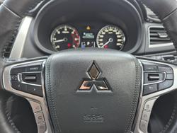 2022 Mitsubishi
Pajero Sport GLS