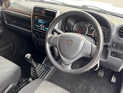 2015 Suzuki
Jimny Sierra