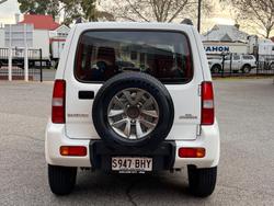 2015 Suzuki
Jimny Sierra