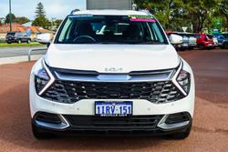 2023 Kia
                Sportage HEV SX
