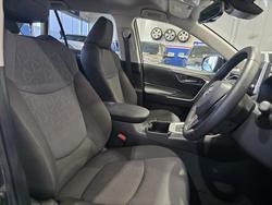 2025 Toyota RAV4 GXL