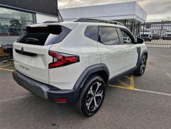 2025 Renault Duster Techno