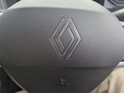 2025 Renault
Duster Techno
