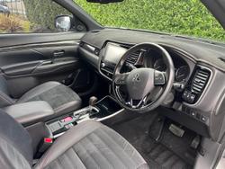 2019 Mitsubishi
Outlander Black Edition
