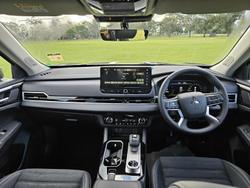 2025 Mitsubishi
                Outlander Aspire