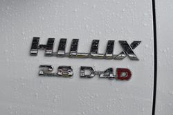 2021 Toyota
Hilux SR
