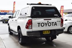2021 Toyota
Hilux SR