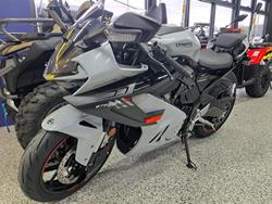 2025 CFMOTO 675SR-R SR Grey