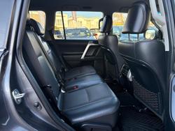 2021 Toyota
Landcruiser Prado VX