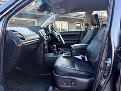 2021 Toyota
Landcruiser Prado VX