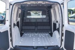 2025 Volkswagen
Caddy TSI220