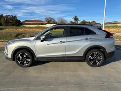 2023 Mitsubishi
                Eclipse Cross LS