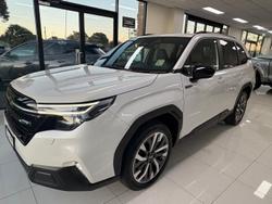 2025 Subaru
Forester Hybrid Touring