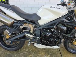 2012 Triumph STREET TRIPLE White