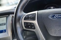2022 Ford
Everest Trend