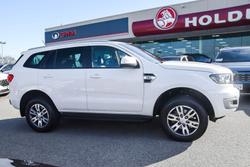 2022 Ford
                Everest Trend