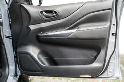 2025 Nissan
Navara PRO-4X