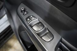 2025 Nissan
Navara PRO-4X