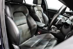 2022 Kia
Stinger 330S