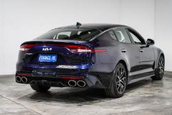 2022 Kia
Stinger 330S
