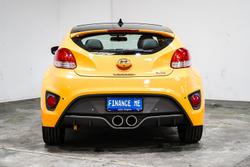 2017 Hyundai
Veloster SR Turbo