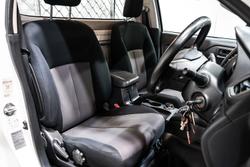 2020 Mitsubishi
Triton GLX