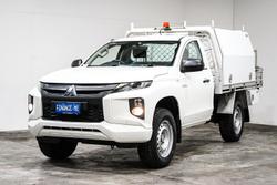 2020 Mitsubishi
Triton GLX