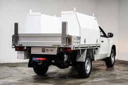 2020 Mitsubishi
Triton GLX