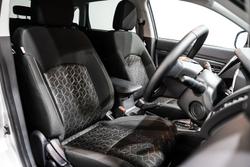 2024 Mitsubishi
ASX LS