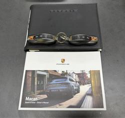 2021 Porsche Macan 95B MY21 AWD Volcano Grey