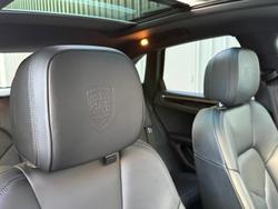 2021 Porsche Macan 95B MY21 AWD Volcano Grey